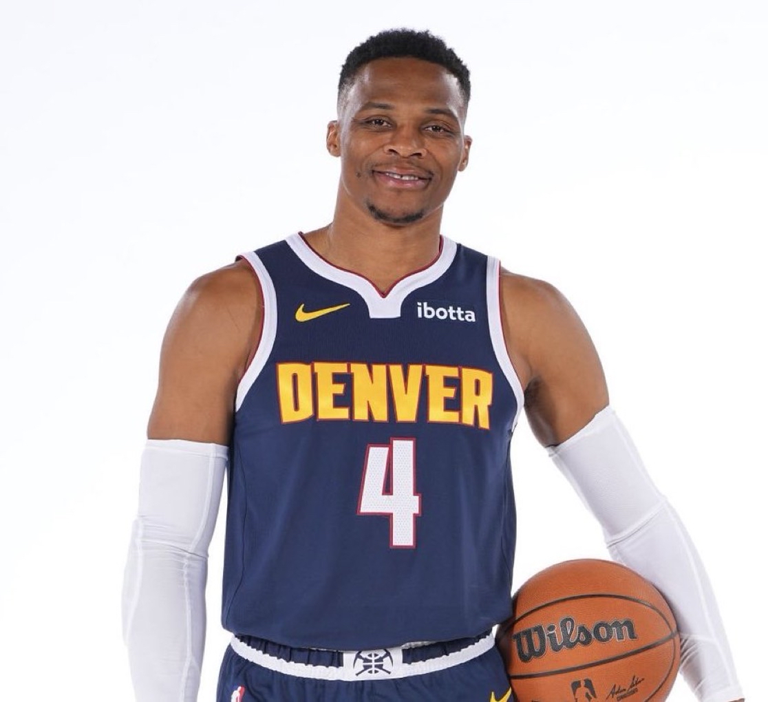 场上积累了 场上积累了