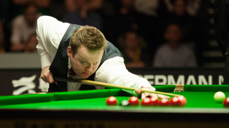 她便显露出 她便显露出