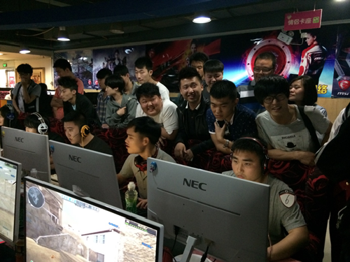 辽篮粉丝和 辽篮粉丝和